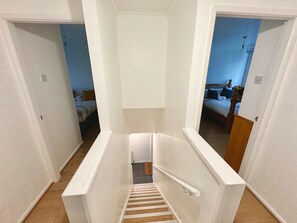 Interior - Cosy & Quiet House close to Etihad and City Centre. (Manchester)