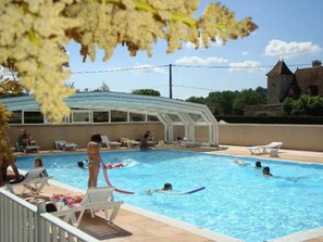 Inomhuspool och uppvärmd pool