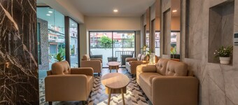 S7VEN RATCHADA HOTEL 