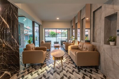 S7VEN RATCHADA HOTEL