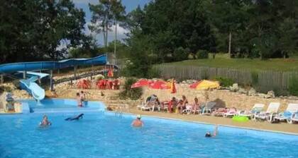 ZEcamping 4 étoiles familial parc aquatique locatif 28m2