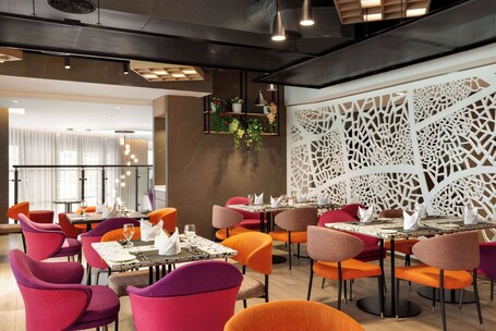 La Quinta by Wyndham Abu Dhabi Al Wahda - Image 10