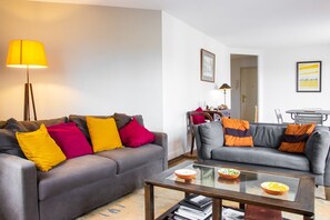 TV, DVD player, books, video library