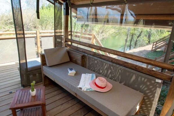 Property grounds - Camping 3 étoiles - Piscine - eeebch (Roquebrune-sur-Argens)