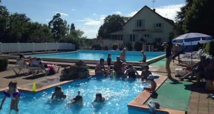 Appartement 3 étoiles - Piscine - eeebdd