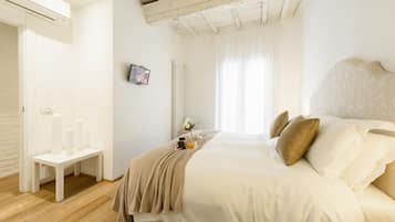 Comfort appartement | 2 slaapkamers, luxe beddengoed, donsdekens, individueel gedecoreerd