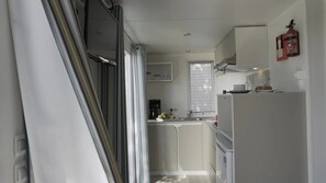 ثلاجة، موقد طهي مسطح