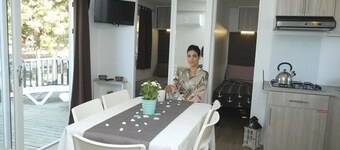 Camping 4 étoiles - Piscine - eeecea