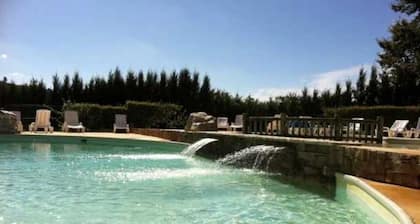 Chalet 4 étoiles - Piscine - eeecic