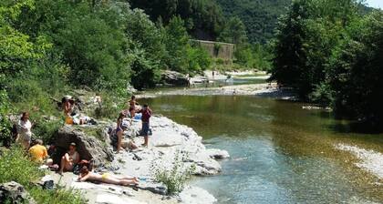 Chalet 3 étoiles - Piscine - eeeda0