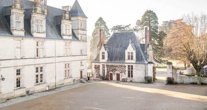 16th century hunting lodge - Château de Nitray