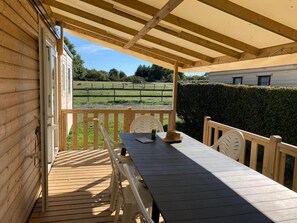 Outdoor dining - Camping 4 étoiles - Piscine  - eeedfe (Saint-André-des-Eaux)