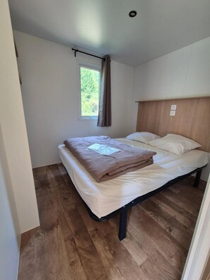 2 bedrooms