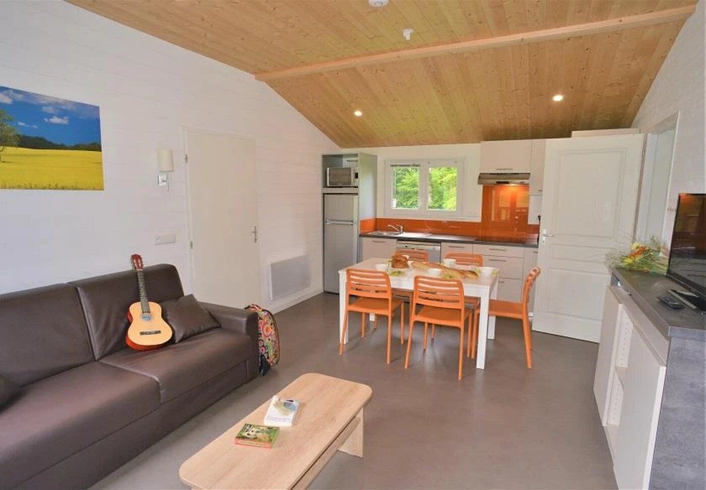 Télévision, table de tennis de table