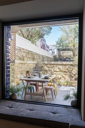 Dining - GuestReady - Alegria 293 - Room 1 (Porto)