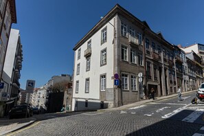 Esterni