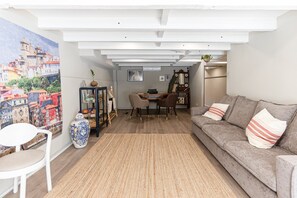 Interior - GuestReady - Alegria 293 - Room 1 (Porto)