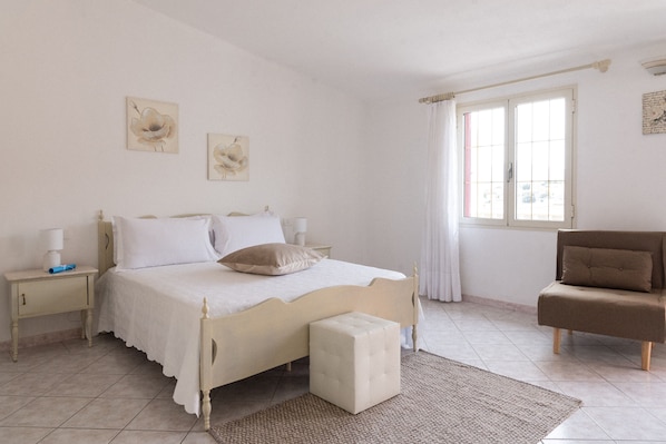 2 chambres, accès au Wi-Fi (inclus), literie fournie