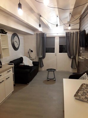 TV, ping pong - Camping 4 étoiles - Piscine  - eehf0i (Noves)