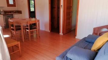 Télévision, table de tennis de table