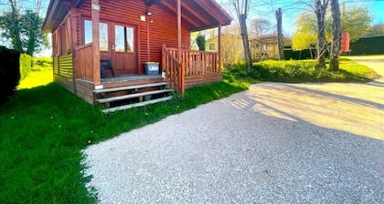 ZEcamping 3 étoiles animé piscine chiens acceptés locatif 29m2 5 pers