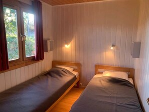 3 間睡房、Wi-Fi (收費)