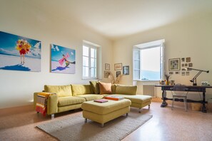 Deluxe Suite, 1 King Bed, Hill View | Living area | Printers - Tenuta di Tramonte (Lucca)