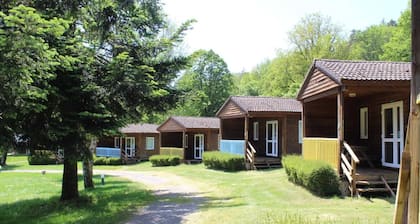 Chalet 3 étoiles - Piscine - eehihc