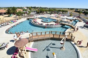 Pool - Camping 4 étoiles - Parc aquatique - eeidee (Valras-Plage)