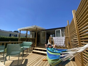 Terrace/patio - Camping 4 étoiles - Piscine - eeifch (Fouesnant)