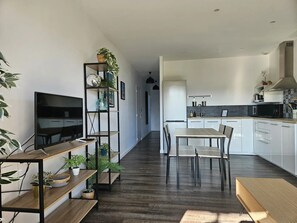 Dining - Camping 4 étoiles - Piscine  - eeifda (Fouesnant)