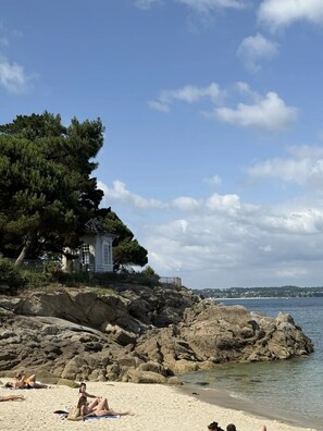 Strand