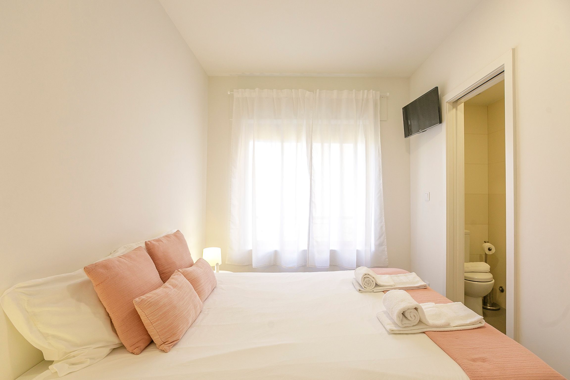 Photo - LovelyStay - 1st A Mirante