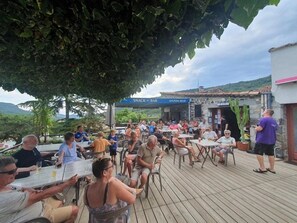Restaurante al aire libre