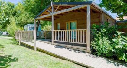 Chalet 4 étoiles - Piscine - eehgec