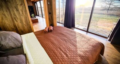 Cozy 1-bedroom house in amazing AinaĆŸi with WiFi, AC, sauna