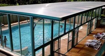 Chalet 4 étoiles - Piscine - ef0c00
