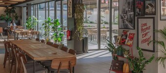 BLAU Student Housing & Language Academy