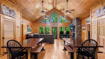 Cabin, Multiple Beds, Hot Tub | Dining