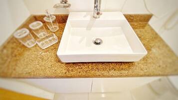 Apartment | Bathroom