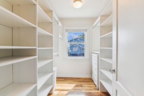 Interior - Pet Friendly 5 Bedroom Bayside Home in Bethany Beach! (Bethany Beach)