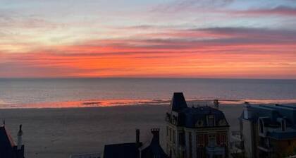 Maison 200m de la Plage Plein Centre de Trouville