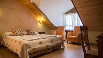 8 bedrooms, WiFi, bed sheets