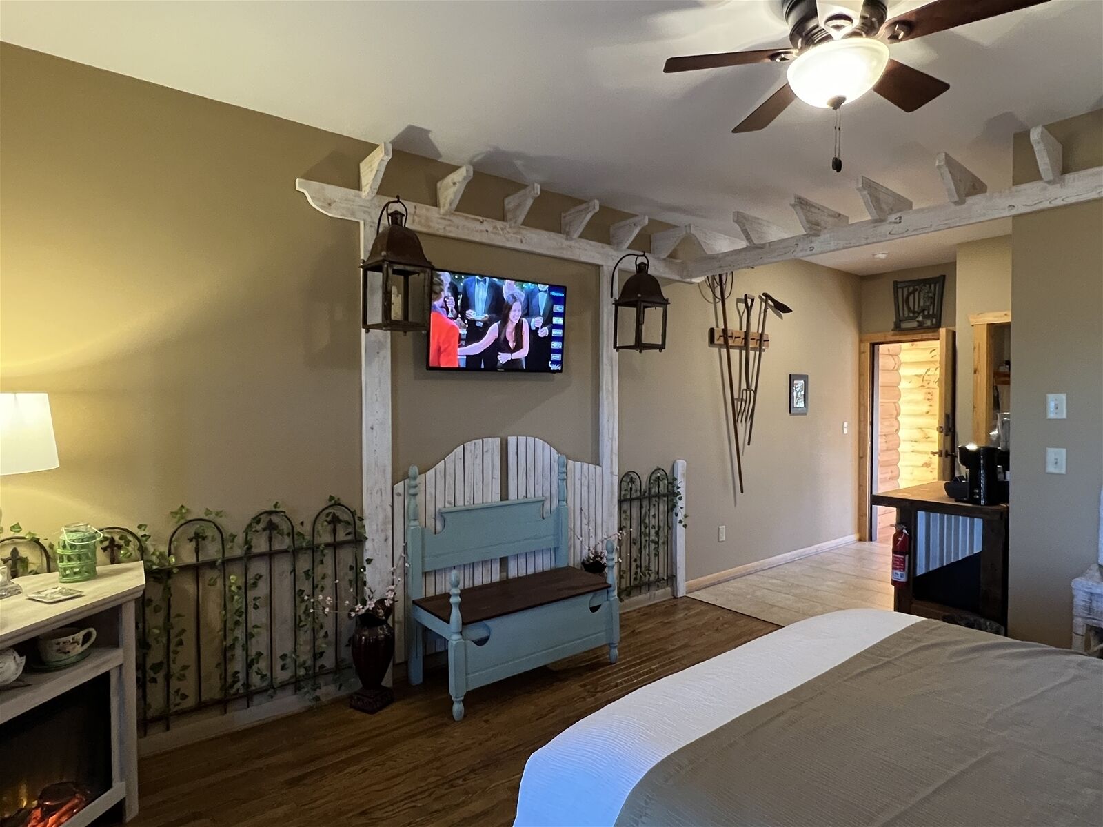 1 quarto, escrivaninha, ferros/tábuas de passar roupa, Wi-Fi