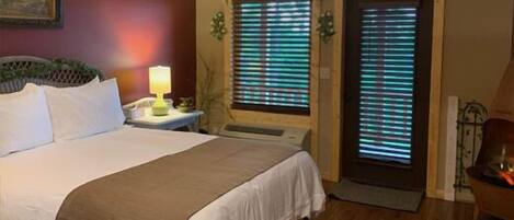 1 habitación, escritorio, tabla de planchar con plancha y wifi