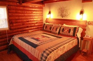 2 bedrooms, iron/ironing board, WiFi, bed sheets - Stream Song Mountain Cabin (Stanardsville)