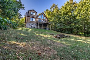 Exterior - Cabin #10 - Our Mountain Cabin | 4 Bed, 3 Bath (Stanardsville)