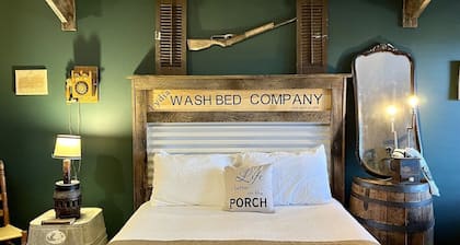 Old Wash House - Rm. 104