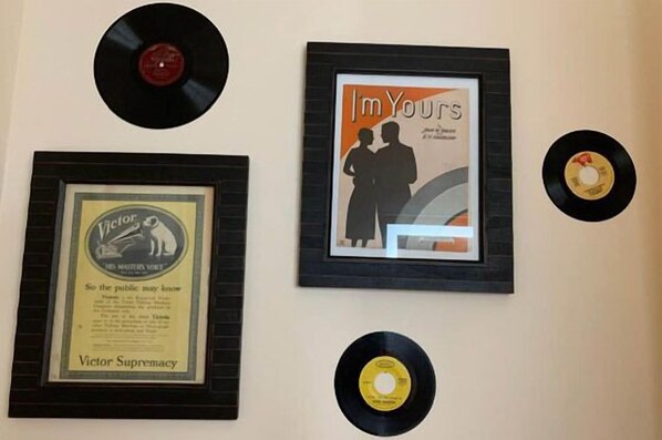 Interior detail - Music of the Mtns Rm. 203 (Stanardsville)