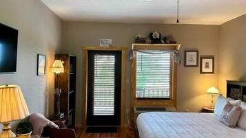 1 chambre, fer et planche Ă repasser, Wi-Fi gratuit, draps fournis